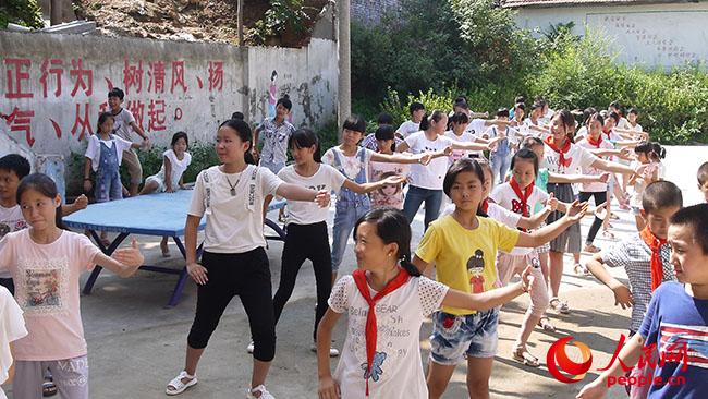 ���ϿƼ���W(xu��)��һ��һ·���x��(w��)֧���c����(zh��n)��ؚ�{(di��o)�Ќ�(sh��)�`�F(tu��n)���������(y��ng)�h��¹ɽ�(zh��n)�u�ŸG���_(k��i)չ�x��(w��)֧�̺ͷ�ؚ�{(di��o)�����D��־Ը�߽̺��ӂ�̫�Oȭ�����F(tu��n)�(du��)�ṩ��