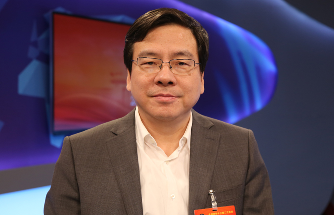 全國(guó)政協(xié)委員、湖南省政協(xié)副主席張?。杭ぐl(fā)民營(yíng)經(jīng)濟(jì)發(fā)展新動(dòng)能