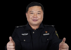 全國人大代表、黃山“守松人”