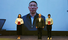 ���߼�ح����W(w��ng)�hί��(sh��)ӛ�������L(zh��ng)�������~�����c��ƽ��Ӣ�ۡ���Ӱ